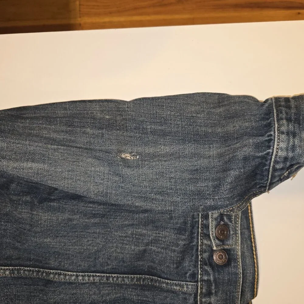 Levis Denim Trucker Jacket, Size L, Standard Fit